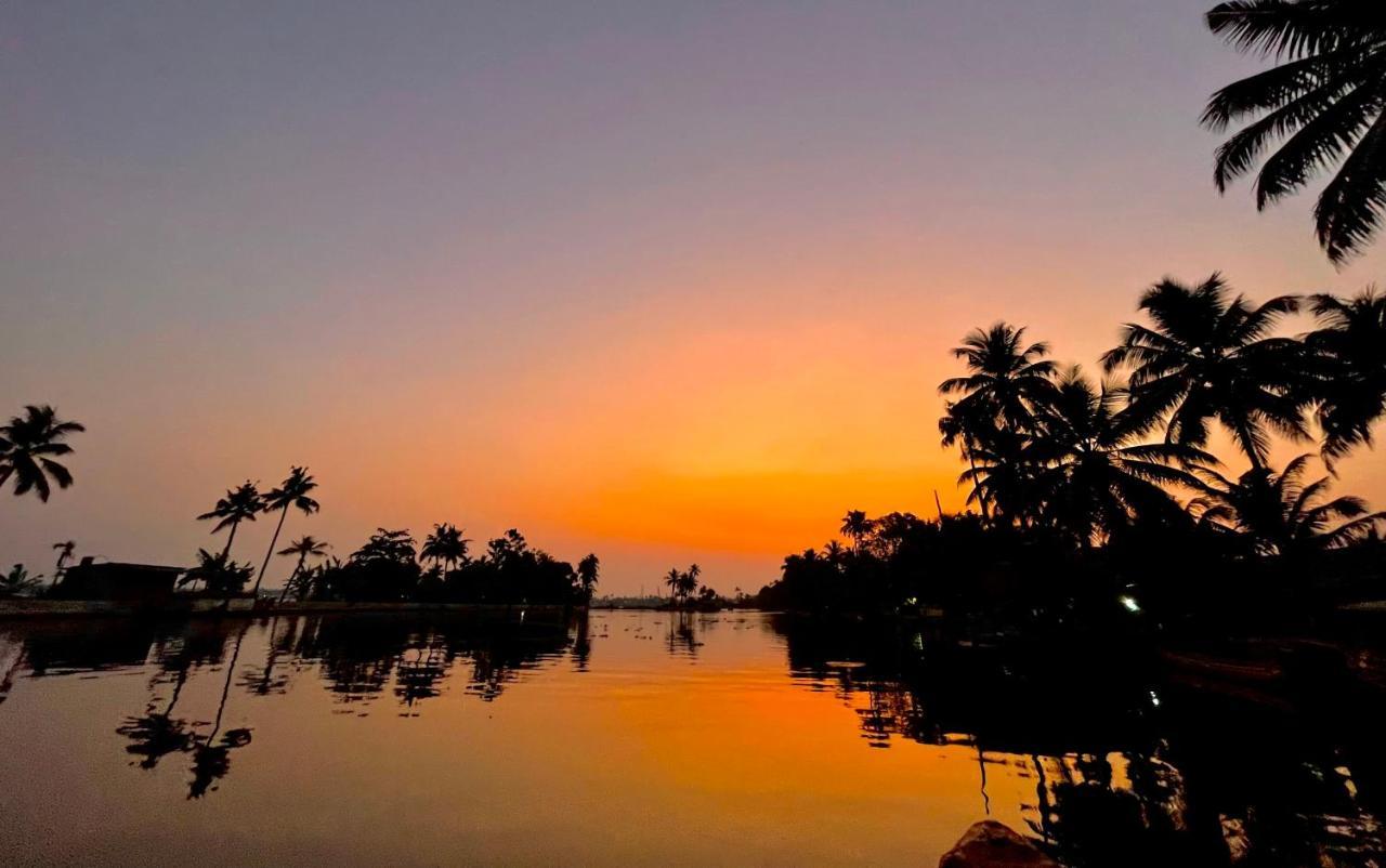 Oceana Hills Residency Hotel Alappuzha Luaran gambar
